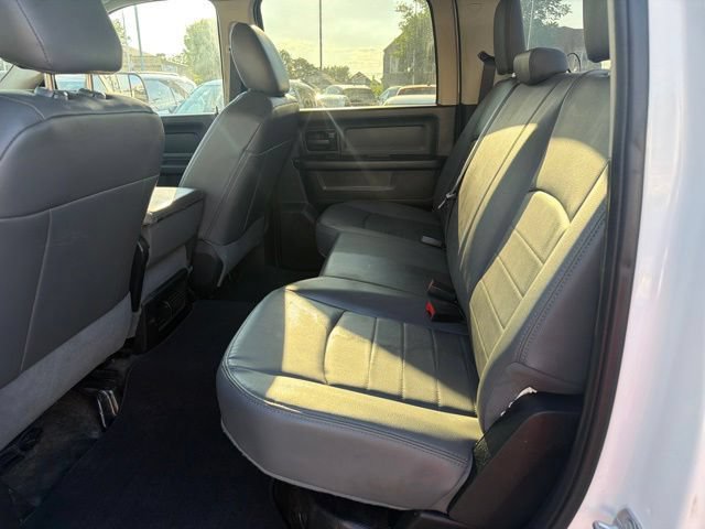 Used 2016 RAM 2500 Tradesman w/ Chrome Appearance Group AWD/4WD image 13