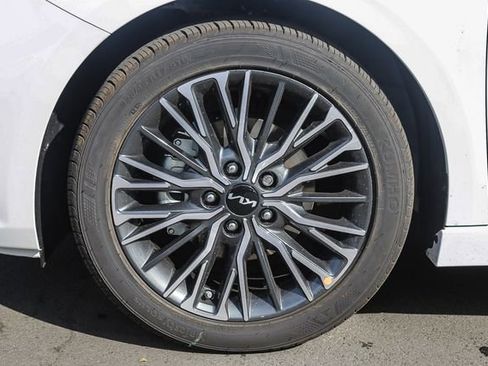 New 2024 Kia Forte GT-Line w/ GT-Line Premium Package image 11