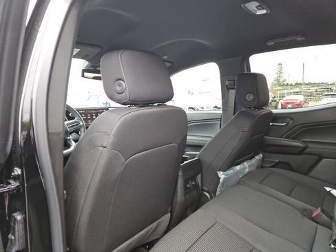 New 2026 GMC Canyon Elevation w/ Convenience Package image 18