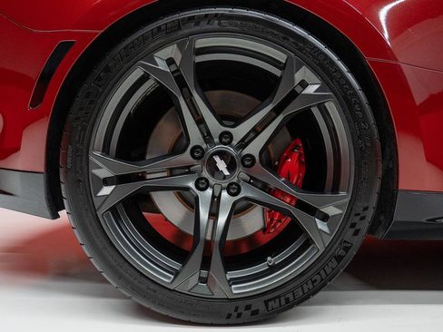 Used 2018 Chevrolet Camaro ZL1 RWD image 66