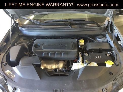 Used 2023 Jeep Cherokee Altitude Lux AWD/4WD image 34