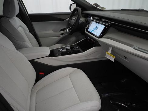 New 2026 Jeep Cherokee Laredo AWD/4WD image 34