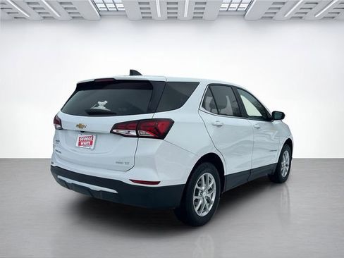 Used 2023 Chevrolet Equinox LT AWD/4WD image 4