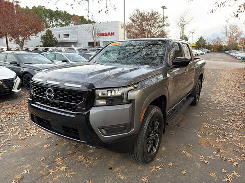 New 2026 Nissan Frontier SV w/ SV Convenience Package image 3