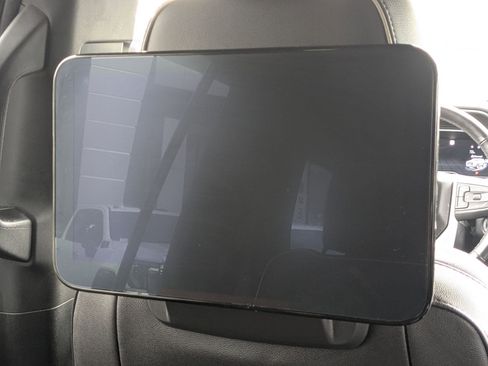 Certified 2022 GMC Yukon XL SLT w/ SLT Premium Package image 27