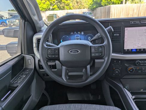 Used 2023 Ford F350 XLT w/ Black Appearance Package AWD/4WD image 16