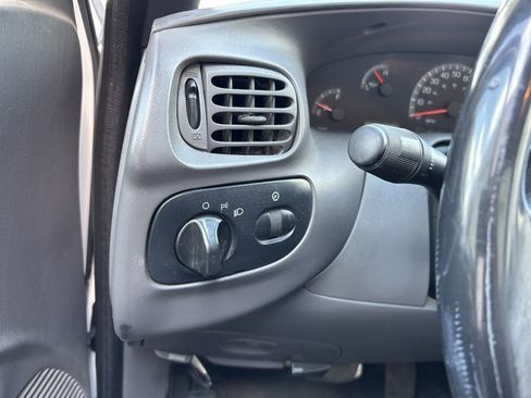 Used 2002 Ford F150 XL AWD/4WD image 38