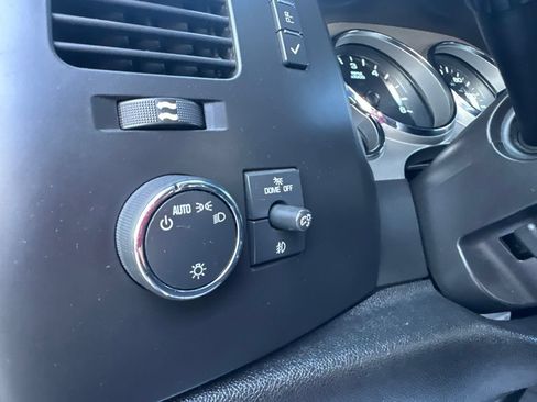 Used 2013 Chevrolet Silverado 2500 LT w/ Z71 Appearance Package AWD/4WD image 19
