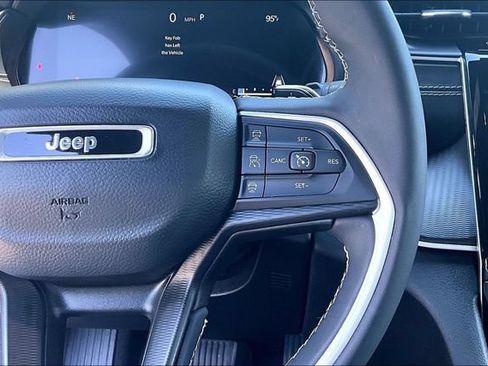 Used 2023 Jeep Grand Cherokee L Laredo AWD/4WD image 19