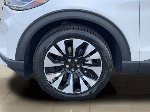 New 2026 Ford Explorer Platinum w/ LUX Leather Package image 40