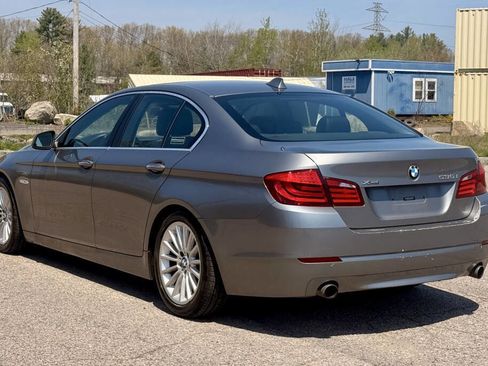 Used 2013 BMW 535i xDrive Sedan AWD/4WD image 3