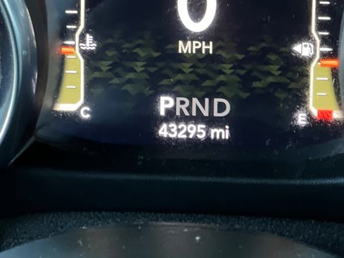 Used 2021 Jeep Gladiator Sport AWD/4WD image 25
