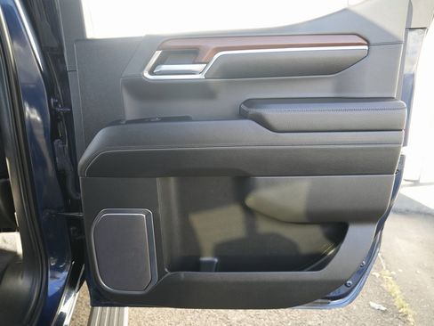 Used 2023 GMC Sierra 1500 Denali w/ Denali Reserve Package image 39