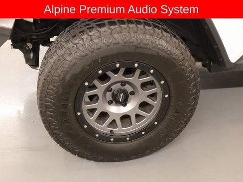 Used 2018 Jeep Wrangler Unlimited Rubicon image 9