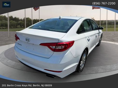 Used 2017 Hyundai Sonata SE FWD image 5