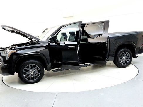 Used 2023 Toyota Tundra Platinum image 10