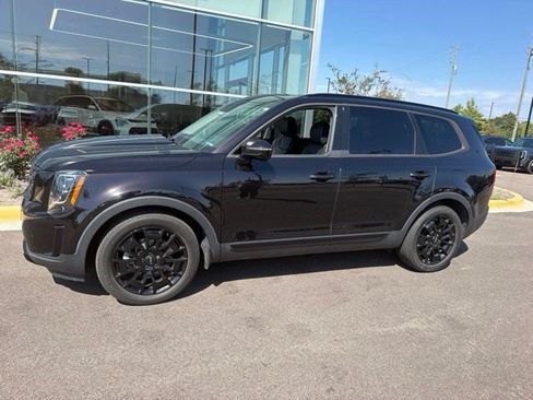 Used 2022 Kia Telluride SX w/ Nightfall Edition Package AWD/4WD image 17