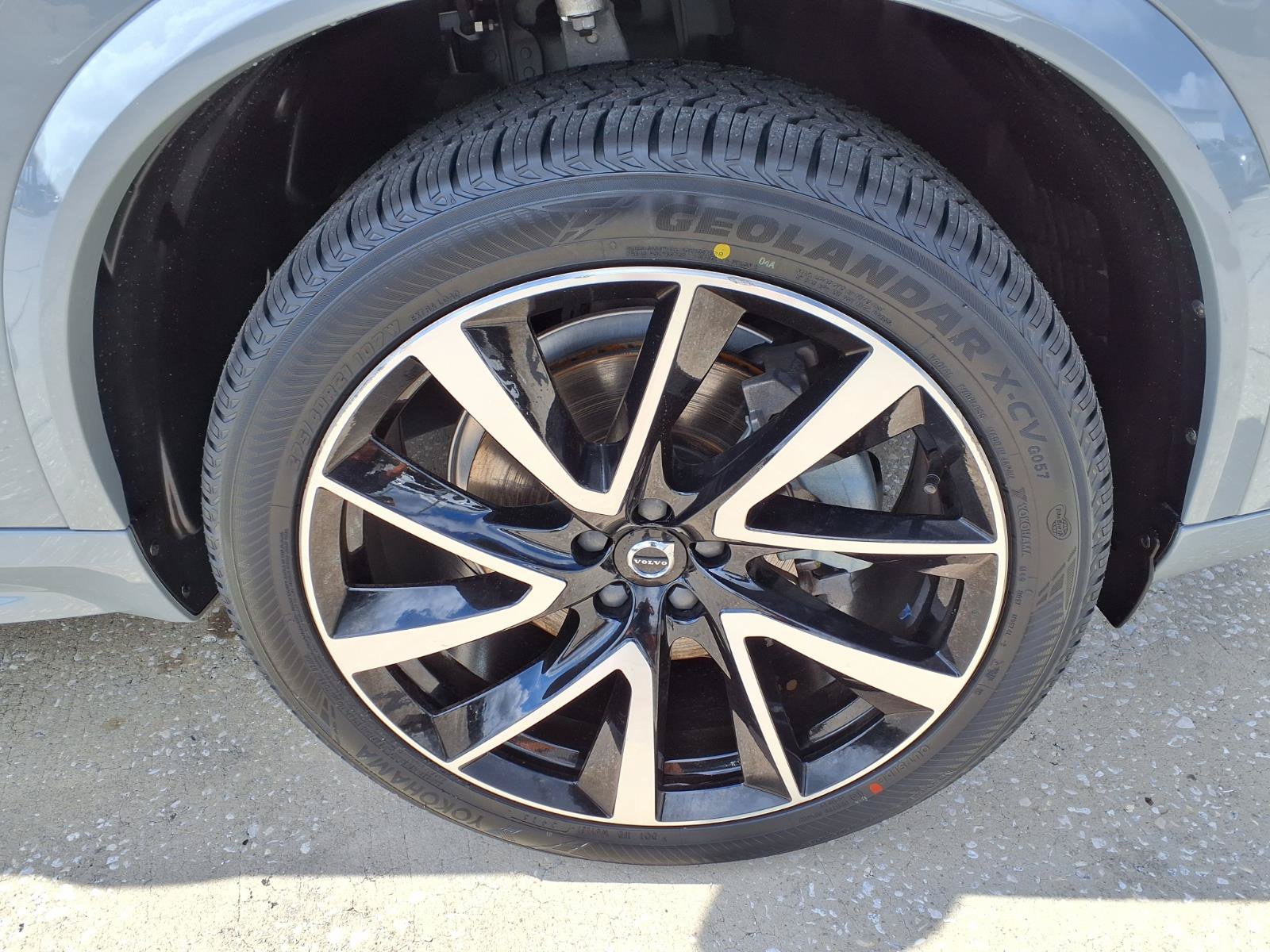 Certified 2024 Volvo XC90 B6 Plus w/ Protection Package Premier AWD/4WD image 9