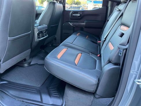 Used 2021 GMC Sierra 1500 AT4 w/ AT4 Preferred Package image 17
