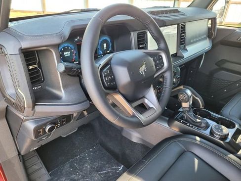 New 2025 Ford Bronco Badlands AWD/4WD image 9