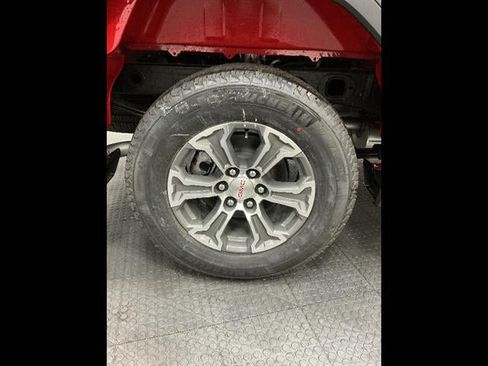 New 2026 GMC Sierra 1500 SLE AWD/4WD image 40