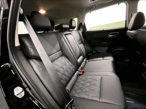 New 2026 Nissan Rogue Platinum w/ Platinum Premium Package image 32