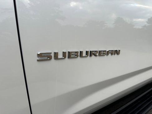 Used 2021 Chevrolet Suburban High Country image 60