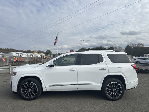 Used 2020 GMC Acadia Denali image 9