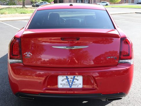 Used 2017 Chrysler 300 S w/ Safetytec Group II AWD/4WD image 6