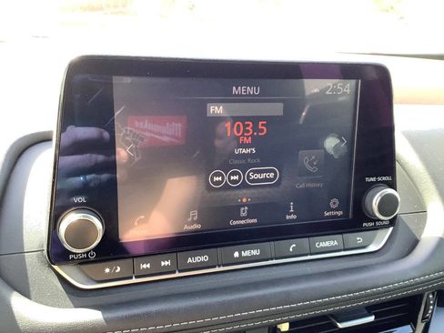 Used 2021 Nissan Rogue SV AWD/4WD image 52