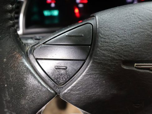 Used 2007 Chrysler Pacifica Touring image 29