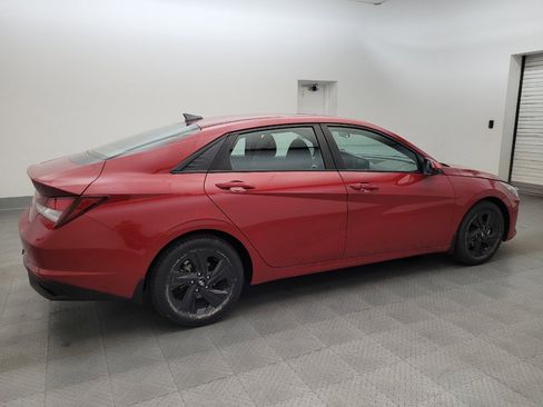 Used 2023 Hyundai Elantra SEL FWD image 10