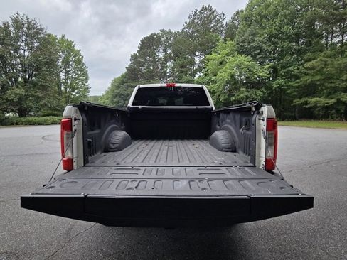 Used 2019 Ford F250 Lariat w/ Lariat Ultimate Package image 24