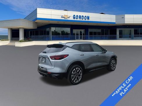 Used 2023 Chevrolet Blazer RS w/ Driver Confidence II Package FWD image 6