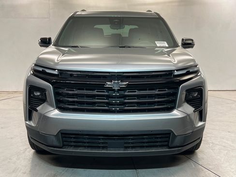 New 2026 Chevrolet Traverse LT w/ Enhanced Driving Package AWD/4WD image 9