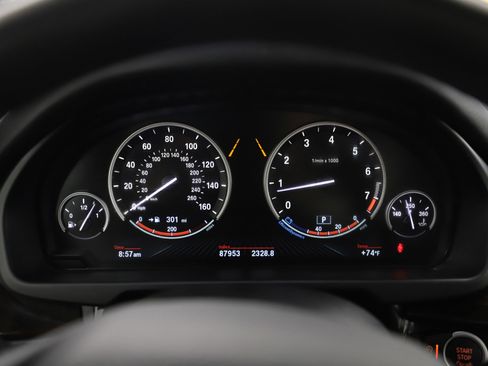 Used 2017 BMW X5 xDrive50i image 27