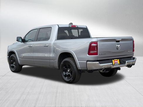 Used 2022 RAM 1500 Laramie AWD/4WD image 5