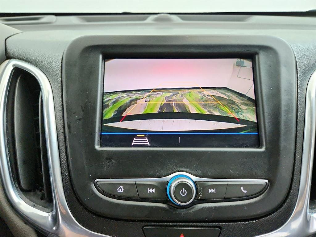 Used 2020 Chevrolet Equinox LS FWD image 18