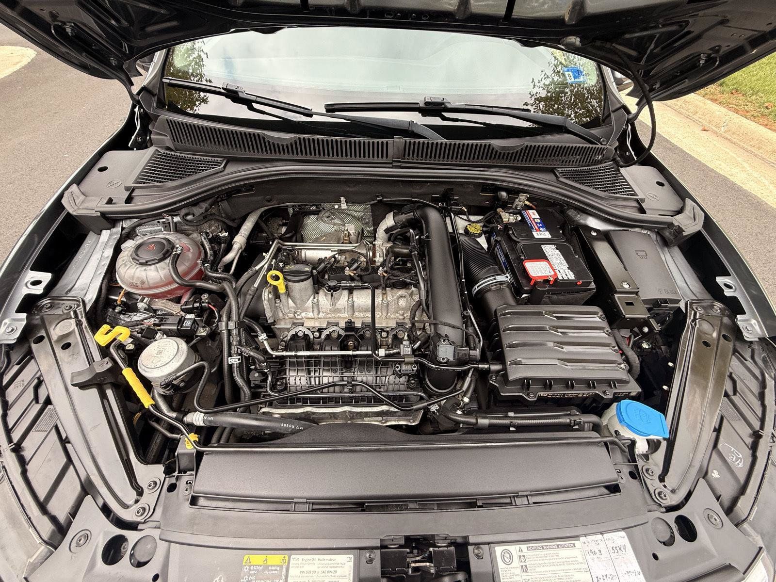 Used 2019 Volkswagen Jetta SEL Premium FWD image 12