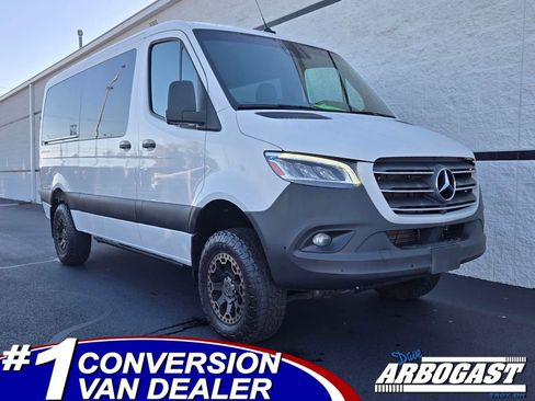 Used 2020 Mercedes-Benz Sprinter 2500 image 1