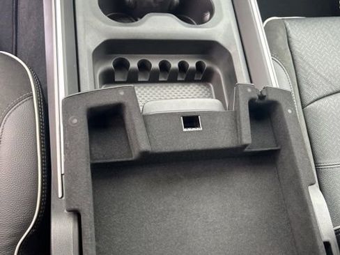 New 2026 RAM 2500 Laramie w/ Night Edition AWD/4WD image 22