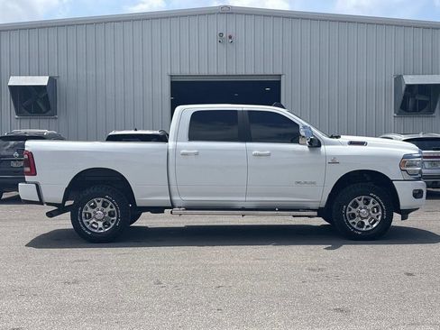 Used 2024 RAM 2500 Laramie AWD/4WD image 6