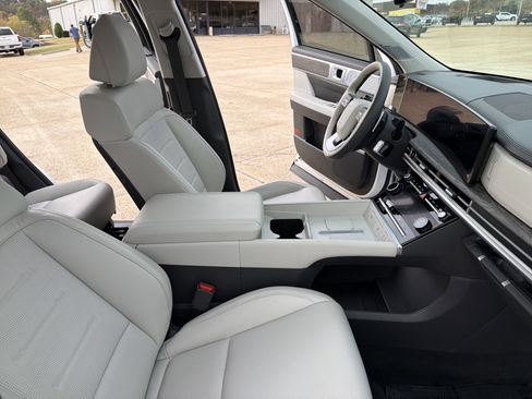 Used 2024 Hyundai Santa Fe Calligraphy image 33