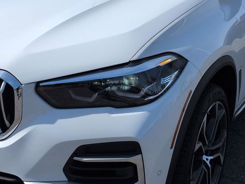 Used 2023 BMW X5 sDrive40i w/ Premium Package image 6