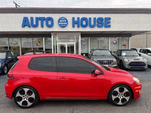 Used 2012 Volkswagen Golf 2-Door FWD image 9