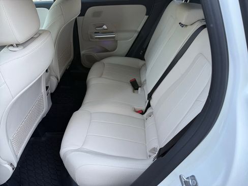 Certified 2026 Mercedes-Benz GLA 250 4MATIC image 11