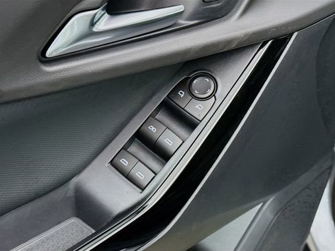 New 2026 Chevrolet Equinox LT image 20