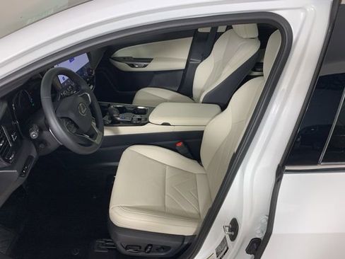 Used 2026 Lexus NX 350 350h Luxury w/ Accessory Package (2T) image 29