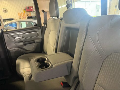 Used 2019 RAM 1500 Big Horn AWD/4WD image 19