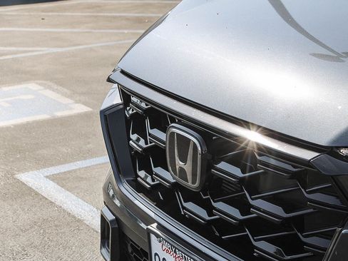 Used 2025 Honda CR-V Sport-L image 6